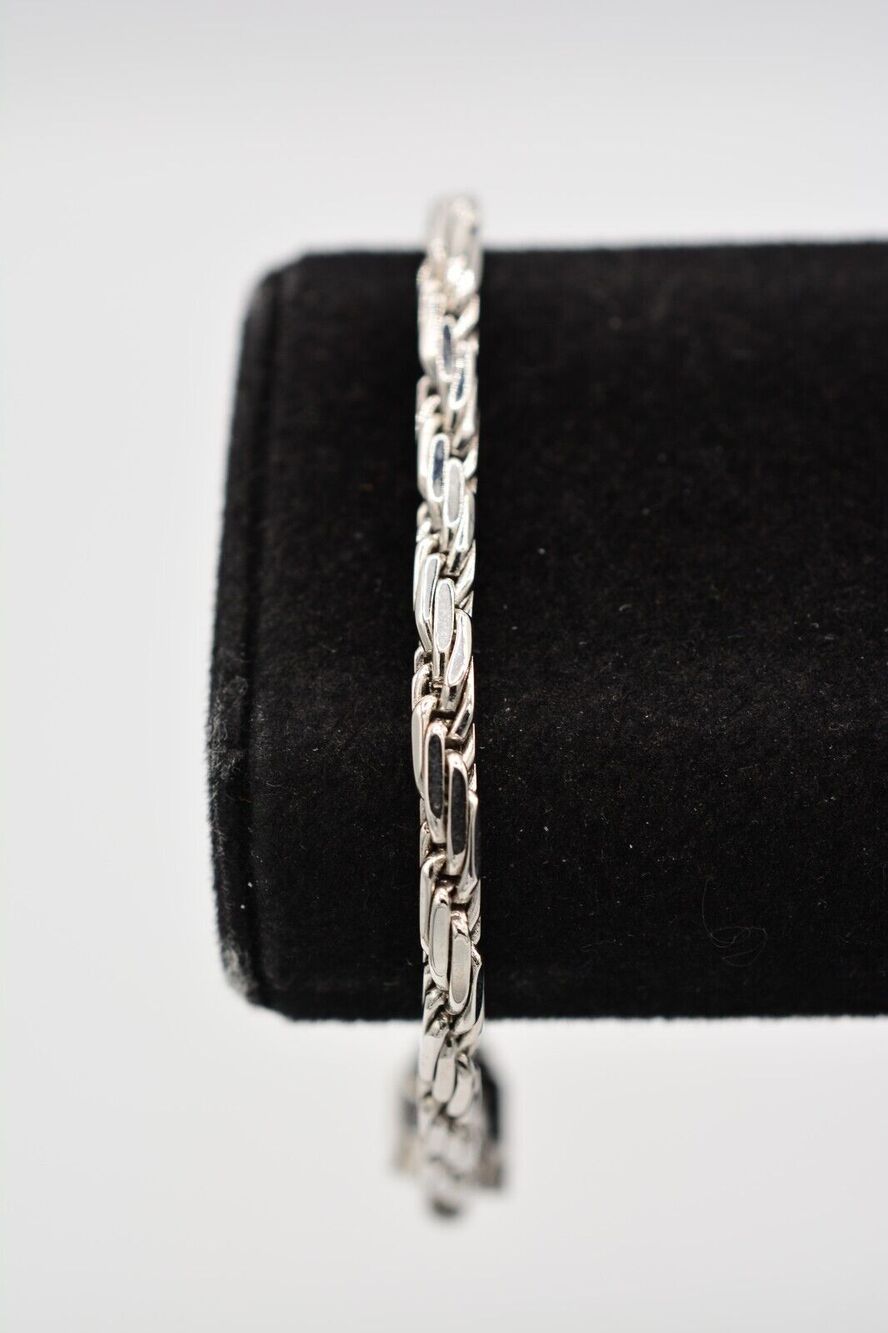 Nina Ricci Vintage Bracelet Silver Tone Metallic Shiny Linked Chain Signed BinAD